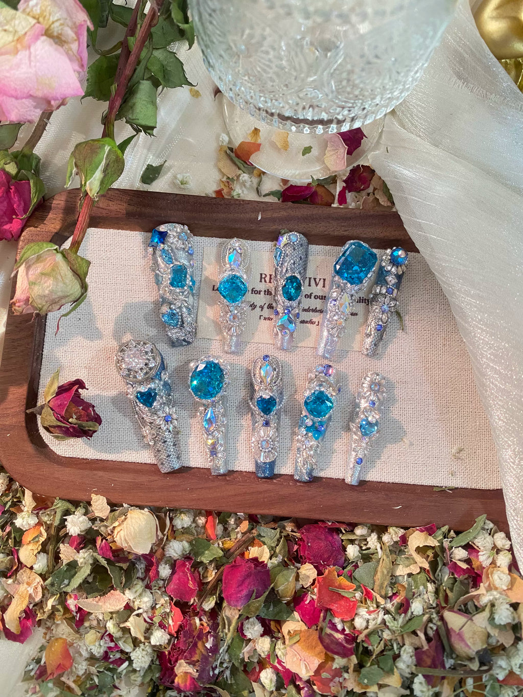 Heavy industry blue printed light-up model huazi ice-cut zircon diamond handmade wearable nails personalized detachable nails manicure