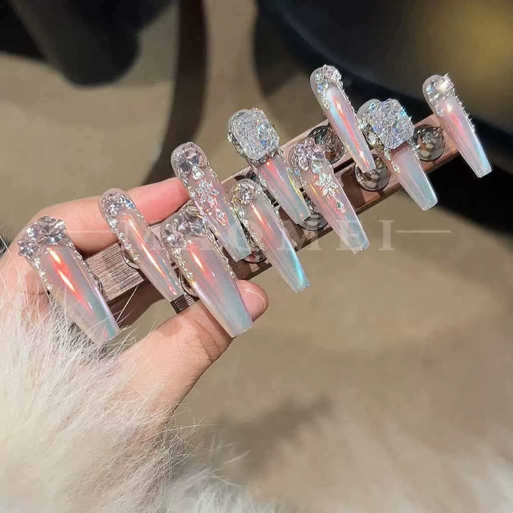 Handmade full diamond heavy industry spring blush gradual change wearing armor white cat eye spring wearing armor