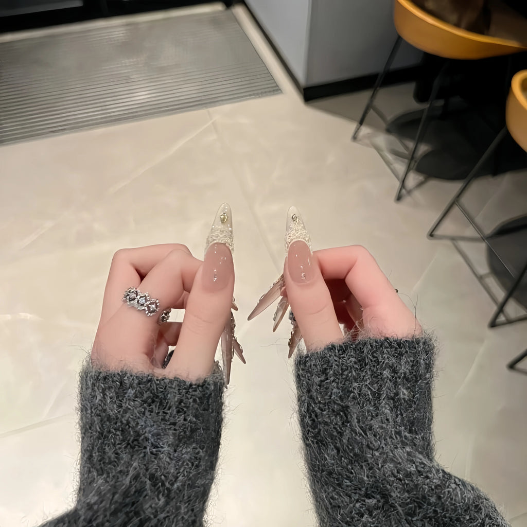 Autumn/winter royal court style luxurious full diamond icy sheer gentle queen bee long cat eye handmade press-on nails