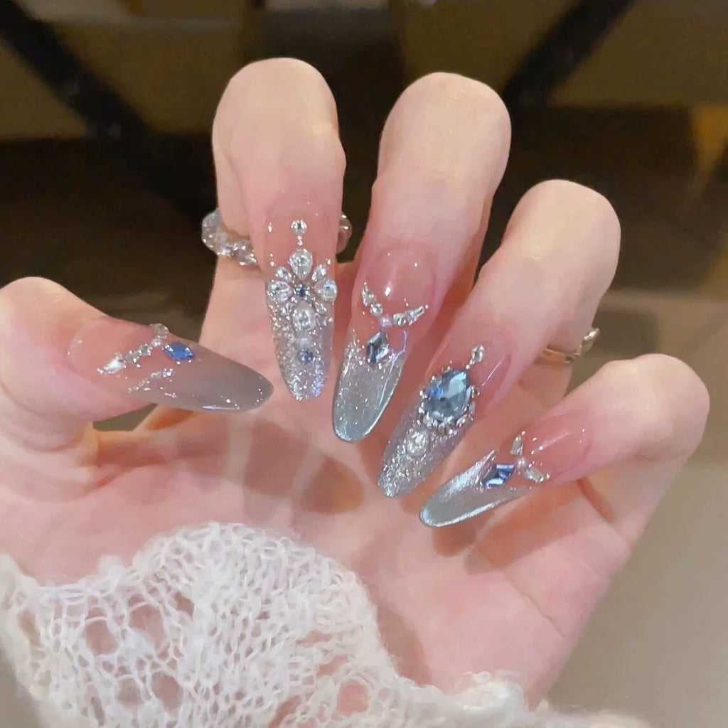 Glass beads gentle cat eye ice wear armor gradual change color diamond jewelry burst flash blue diamond long white advanced sense manicure