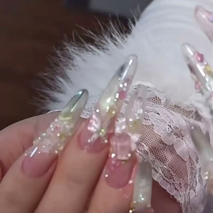 Ice flower gentle white pure desire side light cat eye hand pinch three-dimensional ice flower zircon wear armor