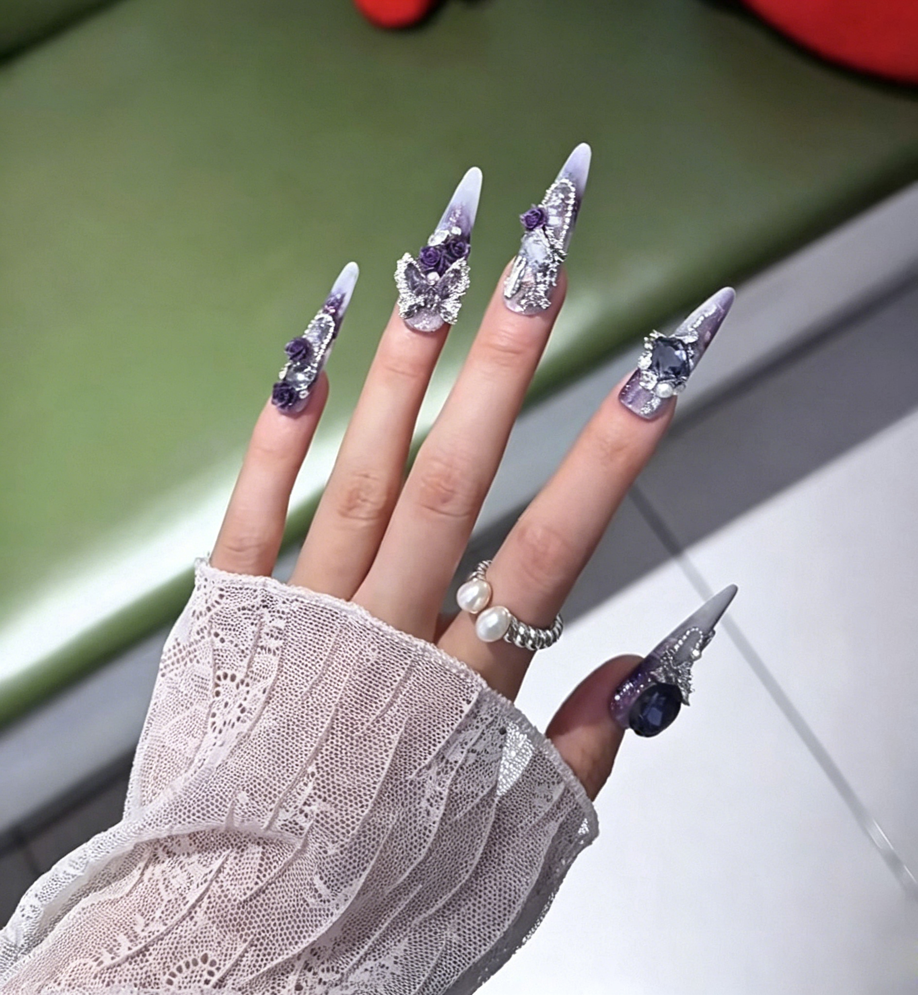 Hand-worn armor heavy industry luxury purple carving smudge long butterfly chain