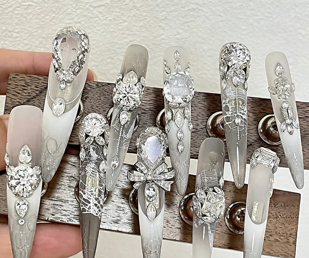 Full diamond flash full zirconium crocodile pattern handmade customizable wearable armor accessible luxury heavy industry detachable manicure