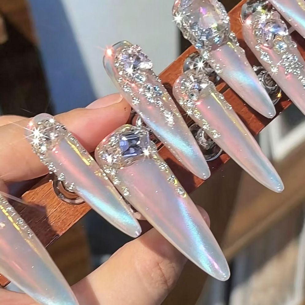 Handmade full diamond heavy industry spring blush gradual change wearing armor white cat eye spring wearing armor