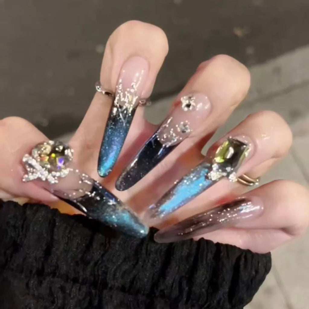 Pure handmade Spice Girl black and silver manicure temperament smudged cat eye flash Japanese wear armor