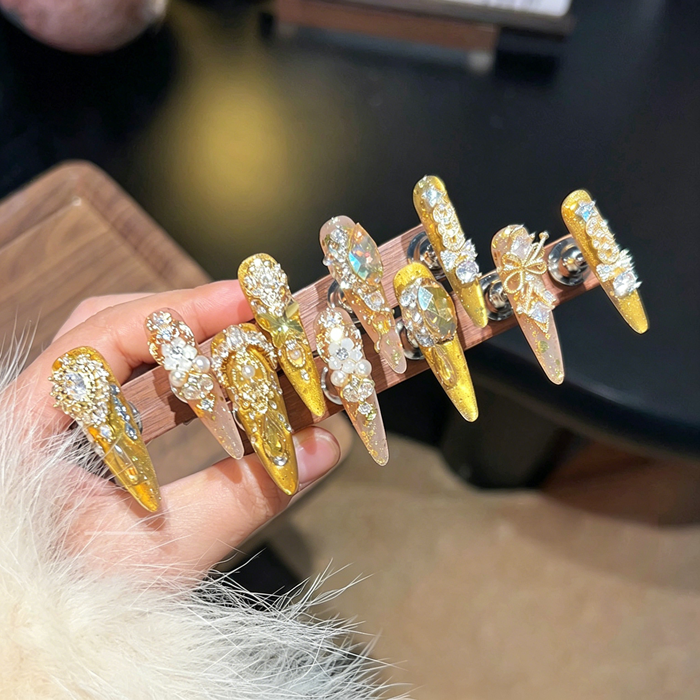 New gold glitter handmade full diamond press-on nails - gold, brightening, high-end press-on nails