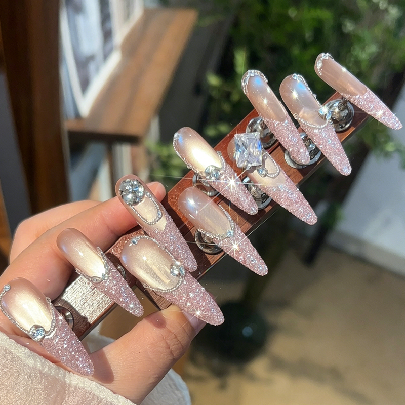 Light luxury pink explosive broken diamond French wearing armor Super flash broken diamond temperament white wearing armor