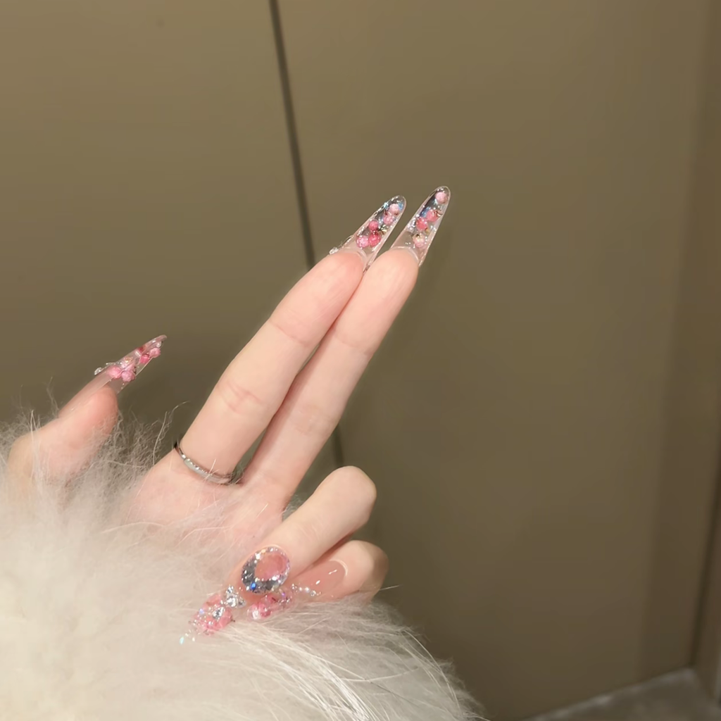 Handmade wearable nail art heavy industry golden wings flowing hemp classy design