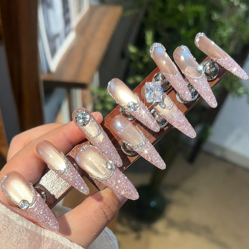 Light luxury pink explosive broken diamond French wearing armor Super flash broken diamond temperament white wearing armor