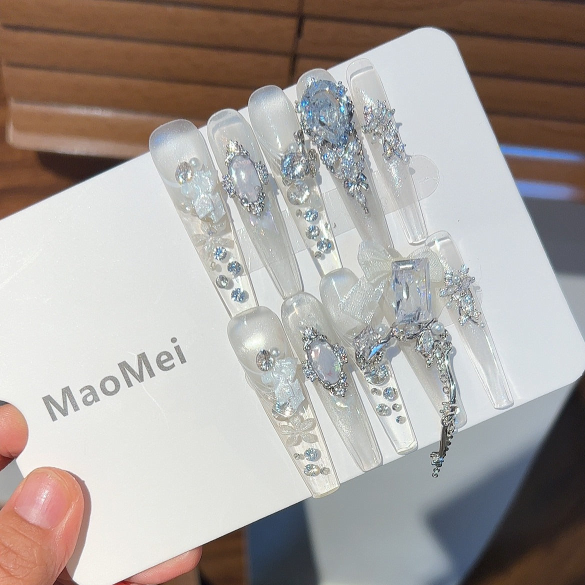New handmade heavy industry full of diamonds, white, pure desire wind wearing armor, bride's wedding armor temperament is white