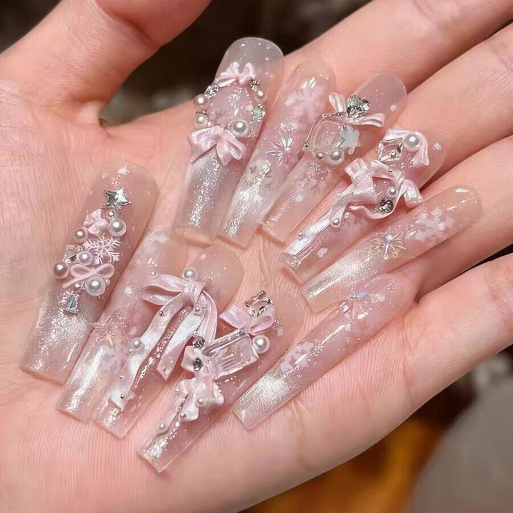 Snowflake silk press-on nails, handmade, wearable manicure, nail stickers, removable, reusable