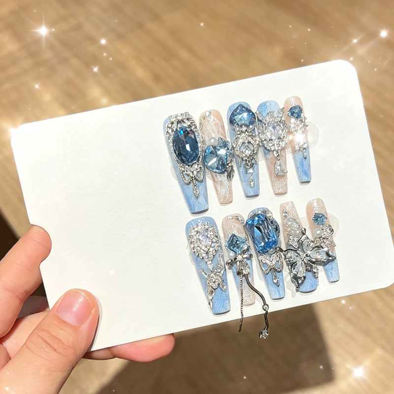 Winter new flash handmade full diamond manicure lace blue white butterfly wearing armor